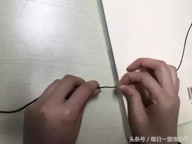 手串突然断掉是什么征兆,手串链子断了怎么换新的