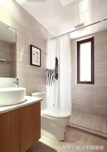 卫生间浴帘与玻璃隔断效果,卫生间淋浴隔断用玻璃还是浴帘好