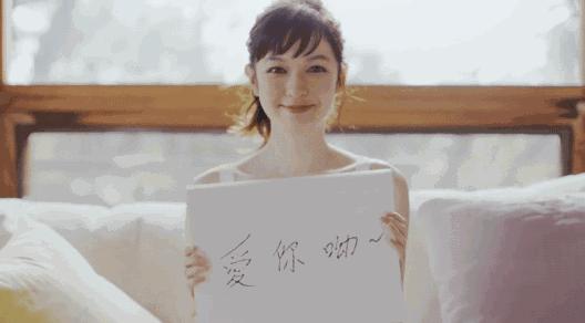 好冷冷冷冷~来一杯女明星最爱的“橙汁妆”吧