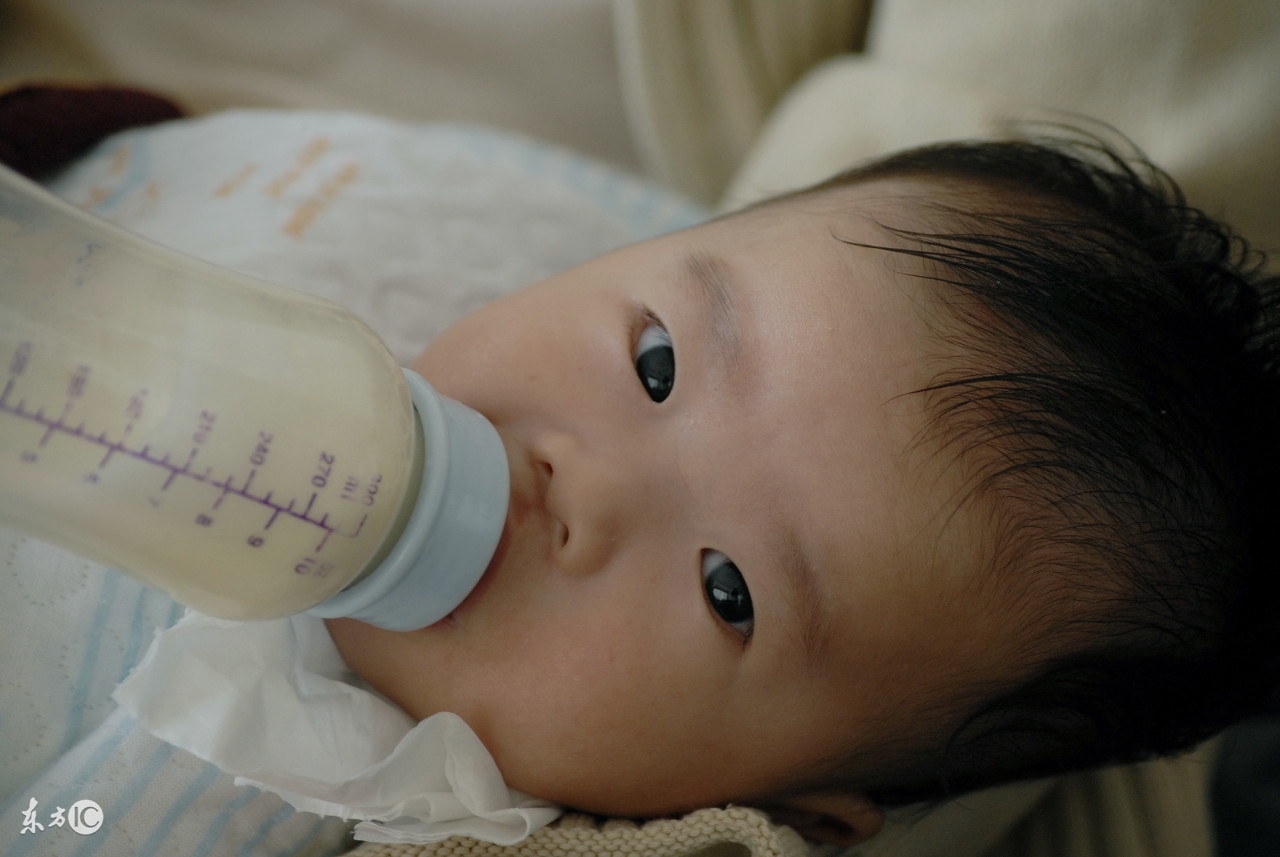 宝宝便秘拉羊屎蛋跟奶粉有关系吗,宝宝上火便秘是吃奶粉的原因吗