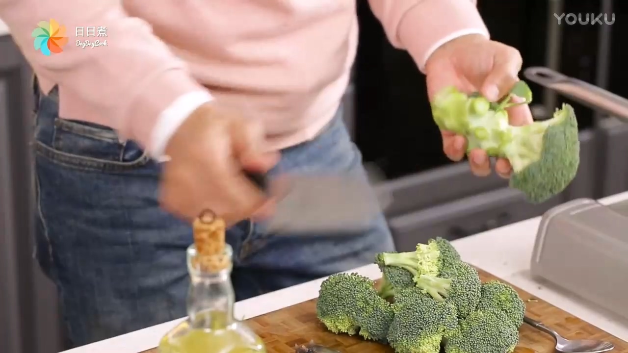 张亮参加的厨艺综艺节目,张亮厨艺中餐厅