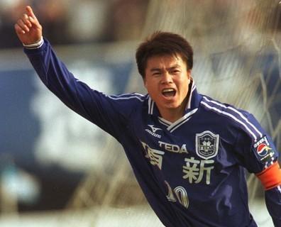 于根伟巅峰时盘带多强,于根伟过人射门一条龙视频