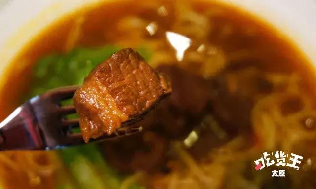 藏在万国MOMA里的秘密花园，不仅仅是一家颜值爆表的西餐厅！