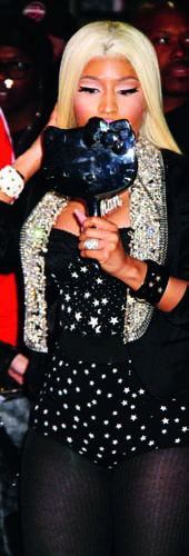 皱纹横行只能“冷漠脸”示人？注意保养赢回自信表情