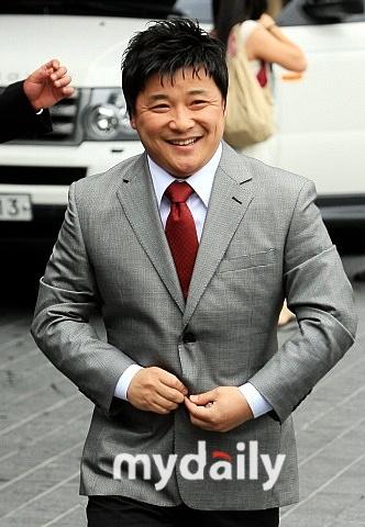 光速还债的明星TOP6！恩地，IU竟然在列，第一更让人有点意外哟！