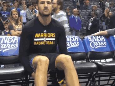 胯下运球接背后运球,背后运球简单吗