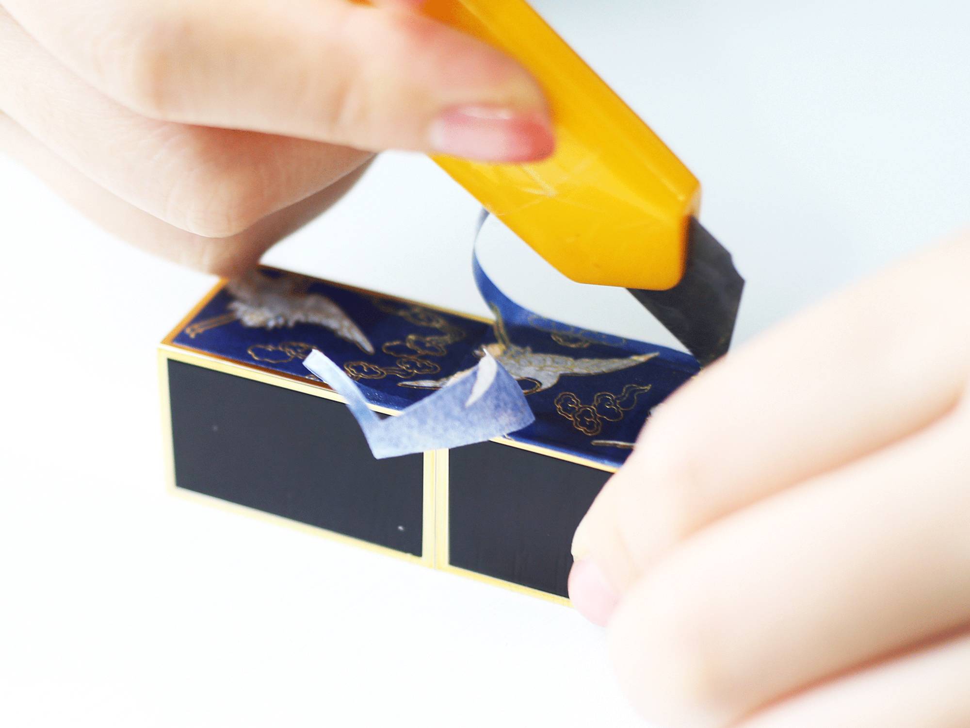 我在故宫修文物的主题海报的寓意,我在故宫修文物海报用的什么字体