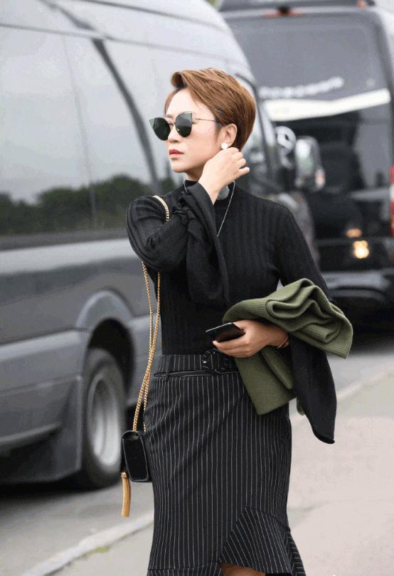 马丽都拍过什么电影就百亿票房了,靠两部电影成为100亿影帝