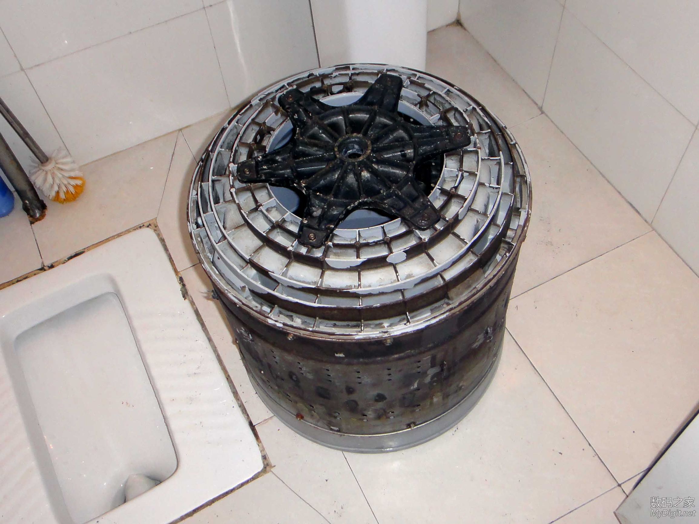 小天鹅洗衣机离合器坏了怎么修复,小天鹅全自动洗衣机洗衣服太脏