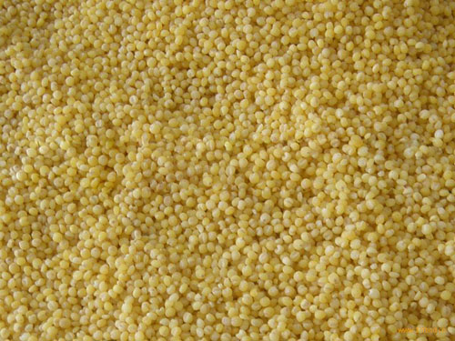 女人黑眼圈是什么原因引起的,50岁的女人黑眼圈严重怎么办