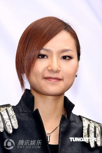 缩小版周笔畅,大脸变小的视频