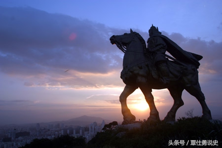 明末猛将,穿八十斤铠甲,一刀劈敌六段,中数十箭被俘,慷慨就义