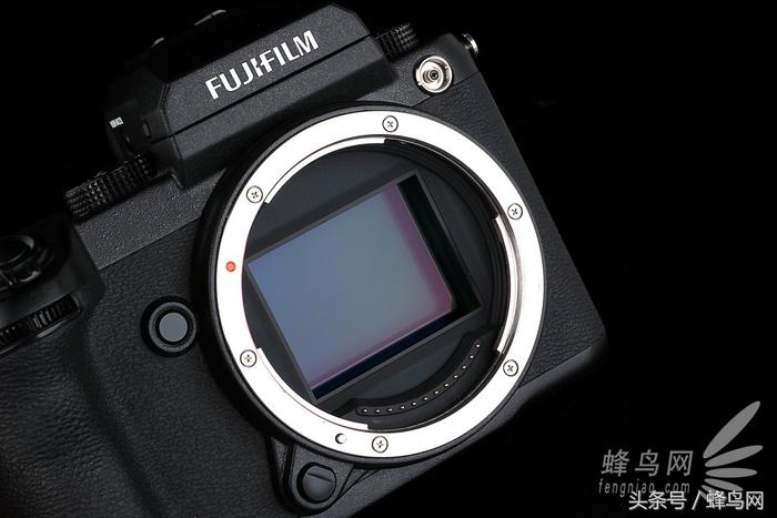 富士中画幅gfx50sii视频评测,富士gfx50s二代高感和全画幅对比