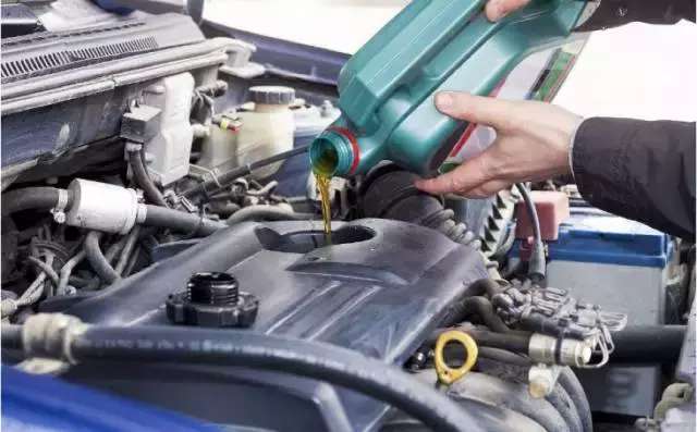 还在考虑用哪种机油？这7种靠谱实用的机油在等你！