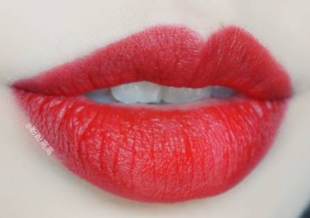 有热门色，也有冷门色，这20支是我最近爱用的口红~