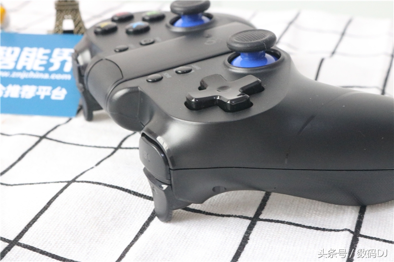 北通手游p1,无手柄游戏机