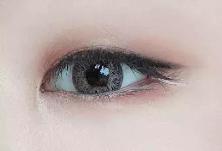 单眼皮厚眼皮推荐的眼影,适合单眼皮的大牌眼影