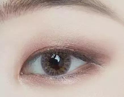 单眼皮厚眼皮推荐的眼影,适合单眼皮的大牌眼影