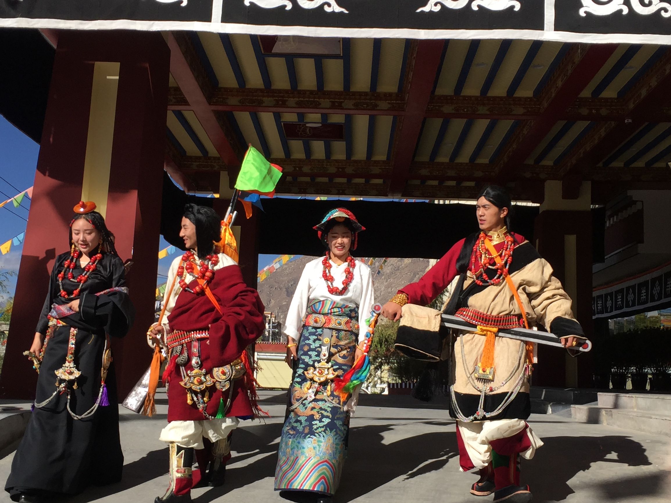 秦汉壁画风格,藏山壁画