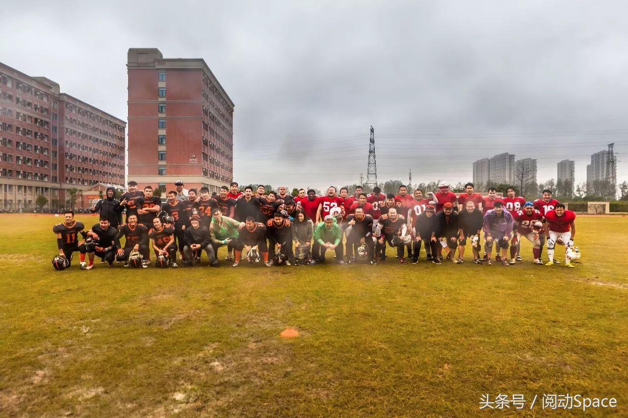 中国人不玩橄榄球的原因,为啥中国人不玩美式橄榄球