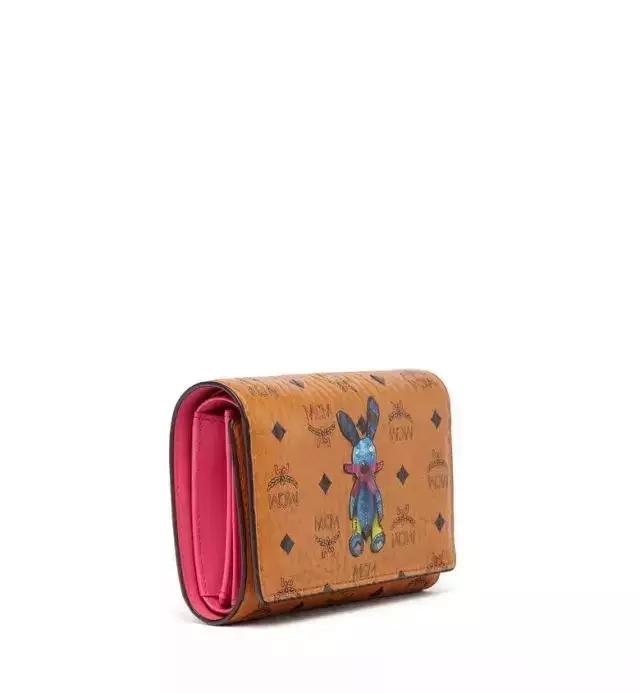 mcm韩国免税店官网价格表,mcm韩国代购比国内一般便宜多少