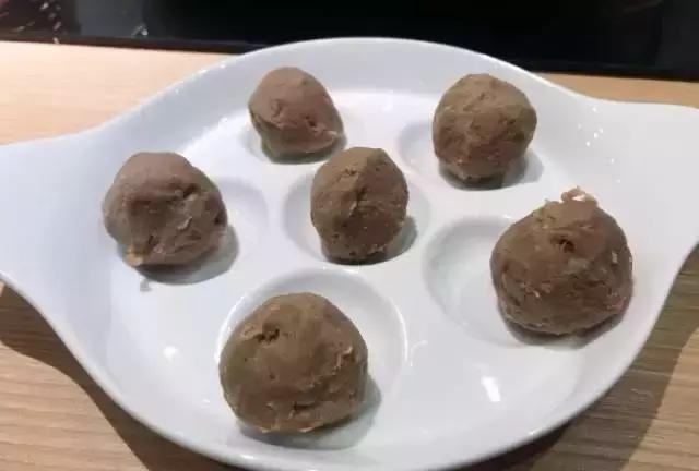 天冷了，一家一家吃起来，这些大连今年新开的网红火锅店