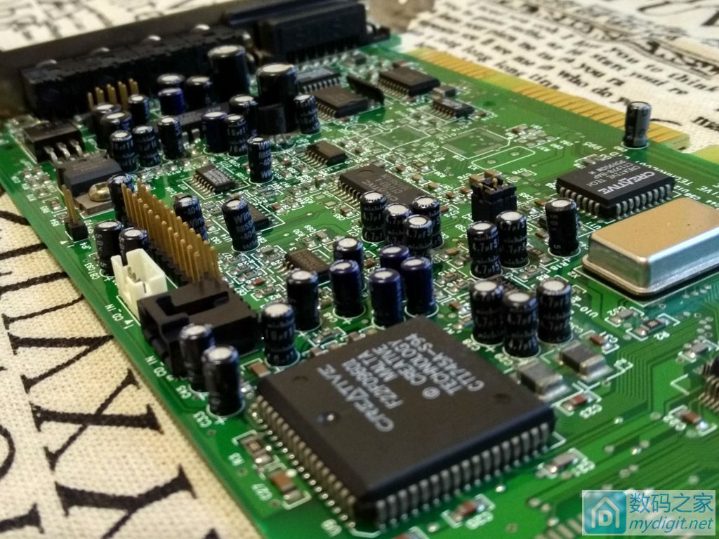 创新soundblaster5.1外置声卡,创新soundblasterawegold声卡