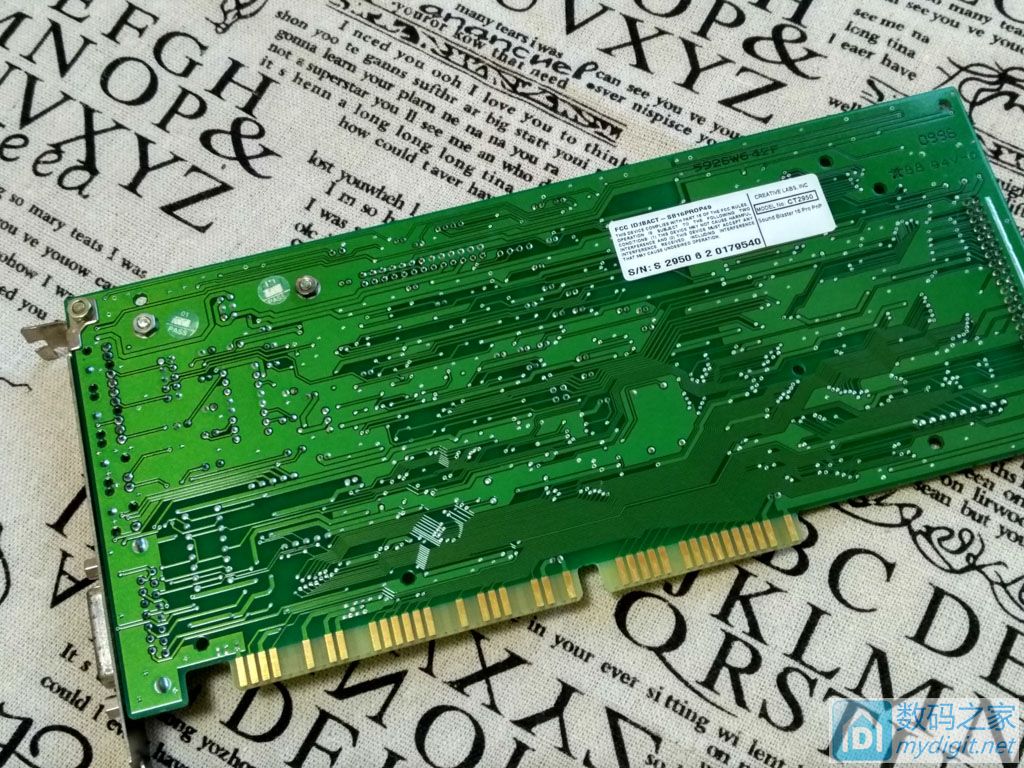 创新soundblaster5.1外置声卡,创新soundblasterawegold声卡