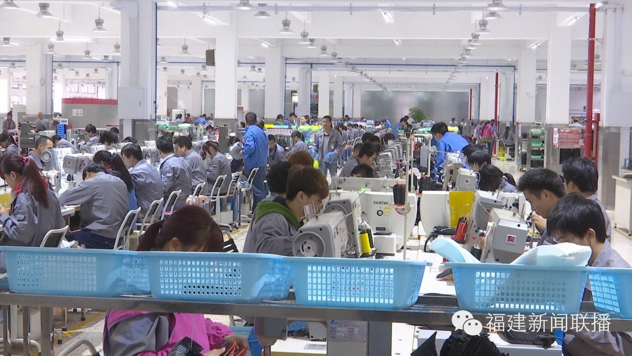 穿上这双鞋让你跑得更快,穿上这双鞋跑得比汽车还快