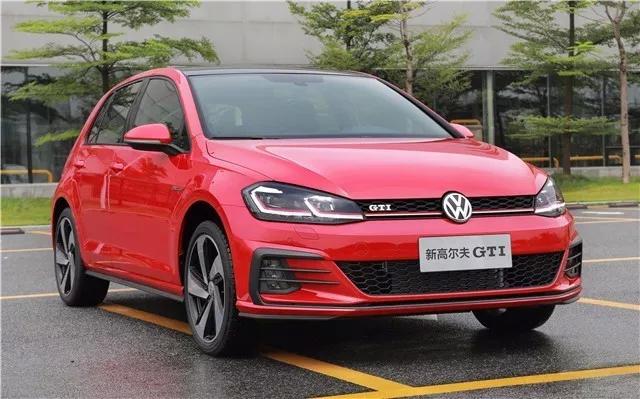 在陪你疯狂陪你老的日子里，怎么可以没有一台高尔夫？