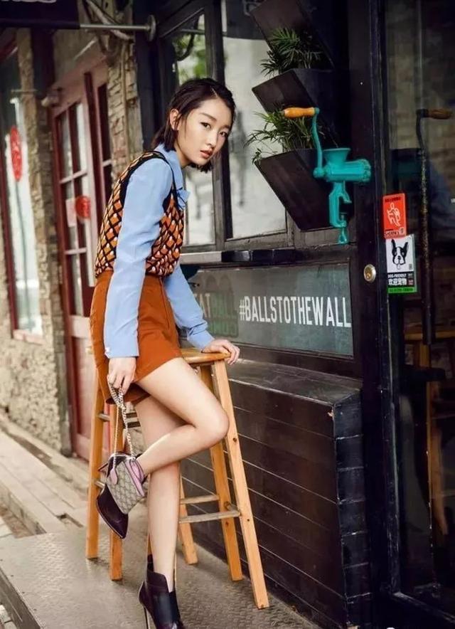 毛衣衬衫合体,衬衫毛衣配什么cp好看