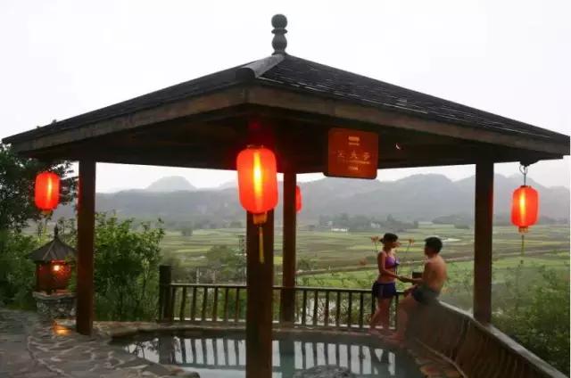 英德奇洞温泉住宿一晚价格,清远溶洞温泉度假村