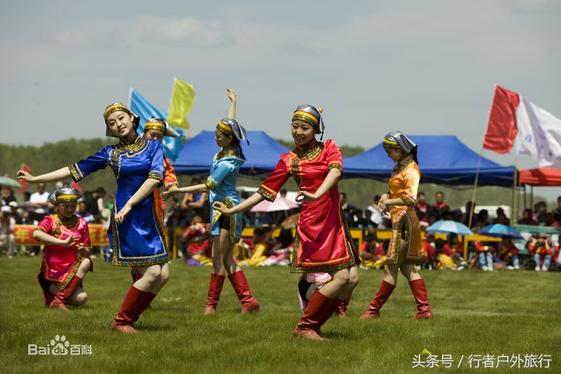 56种民族传统服饰在一起,五十六个民族服饰你更喜欢哪个