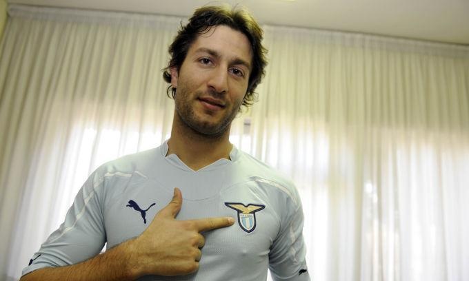 璐皯绐熷嚭鏉ョ殑瓒崇悆鐞冩槦鐩樼偣,瓒崇悆涓栫晫鎺掑悕鍓嶅崄宸ㄦ槦鏀跺叆