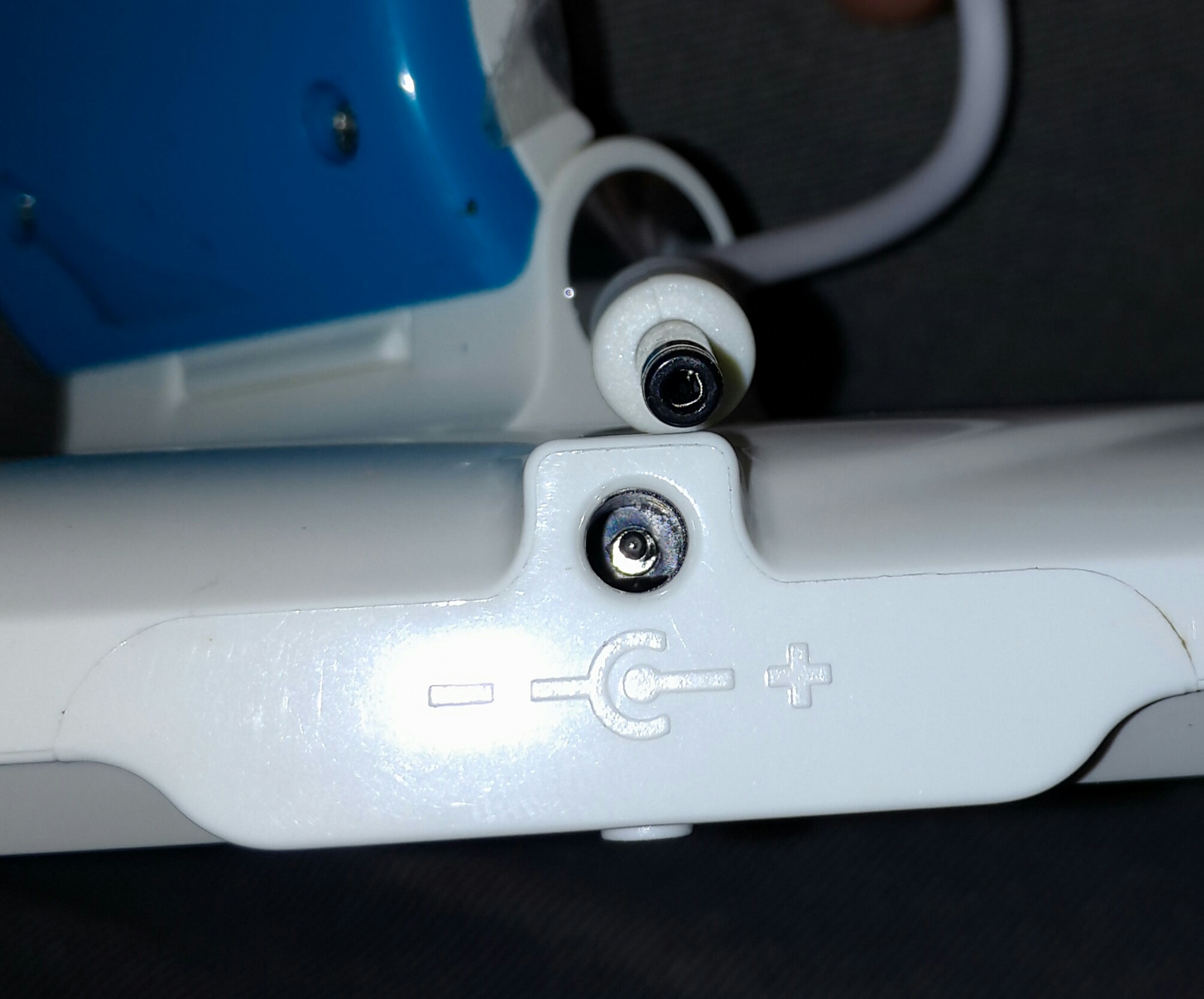 雅格无极调光台灯拆解,雅格学习台灯怎么调光