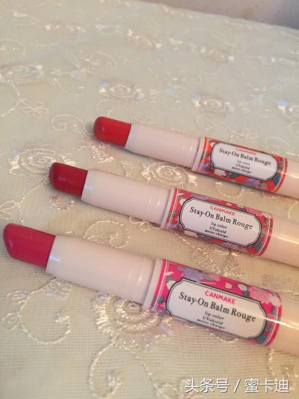 作为一个女孩子,我们应该要有很多唇膏,评测一下我收集的唇膏