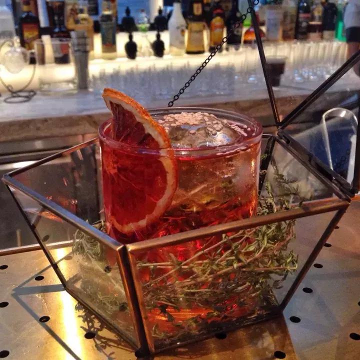 上海外滩W酒店调酒师DylanLam：初生牛犊就在WOOBAR