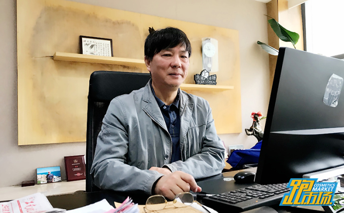 无锡百货站老代理：“趴下”控制成本，等待时机再战