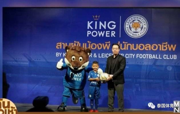 天呐！泰国8岁男孩连续4次射中门框，英超球队为助他成才投入巨资