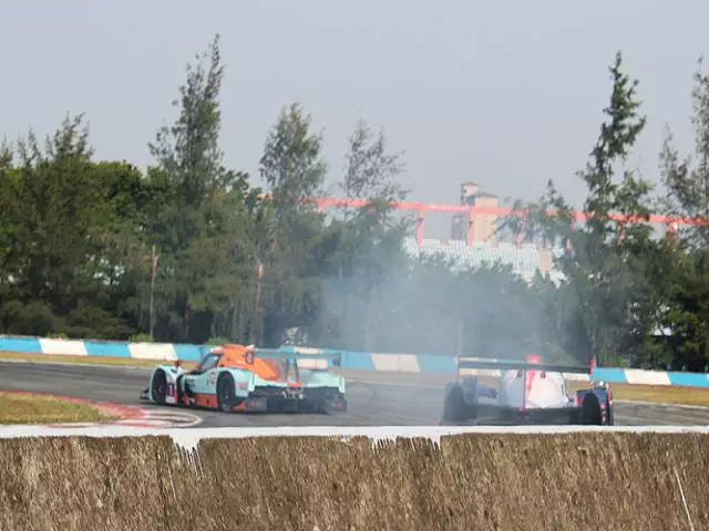 耐力赛绝非无休止地“画圈”,而是用轮胎来拓宽的哲学