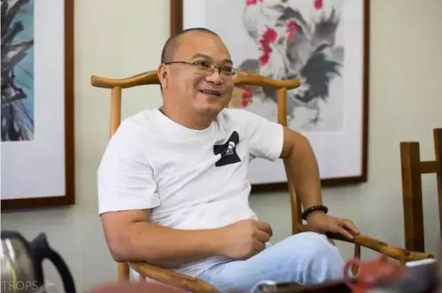 一横一竖，方见足球江湖