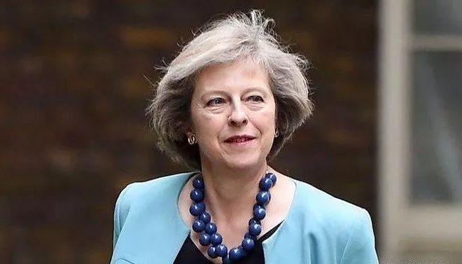 扎心！英媒晒国外名人收入，最高每天赚6000万……