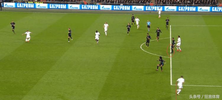 气急败坏！足球场拳击皇马崩盘主席都吼不醒赛季恐四大皆空