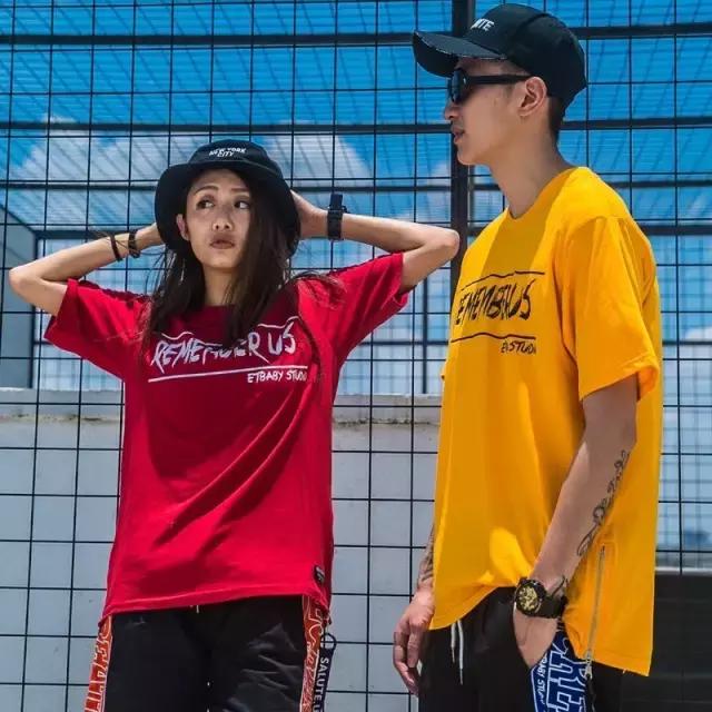 某宝好看衣服店铺推荐,好看不贵的潮牌店