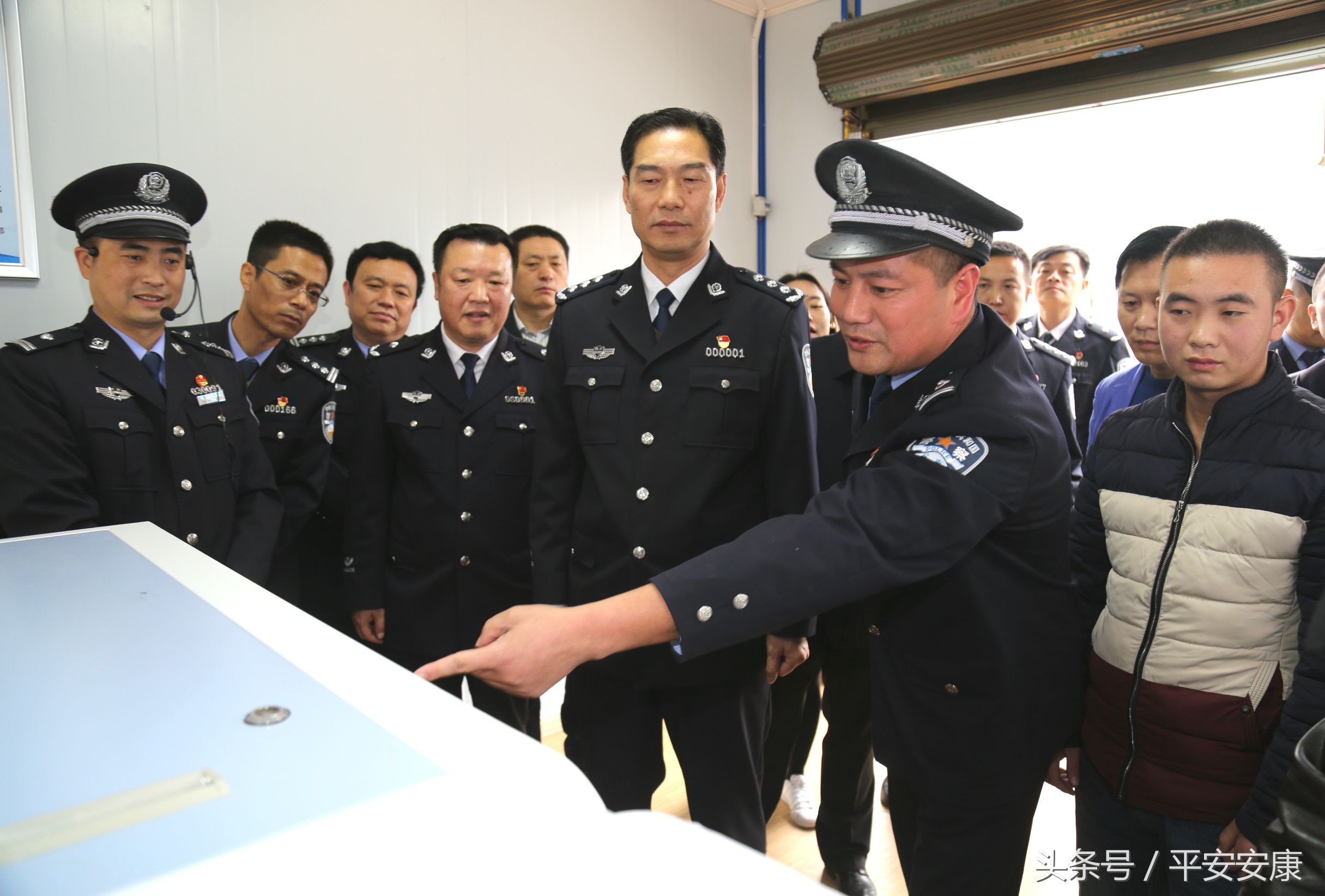 张辉调研全县公安工作,公安部到县公安局调研指导