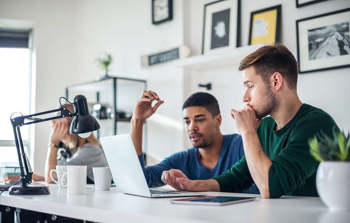 零基础学室内设计该不该入行,室内设计自学还是培训比较好