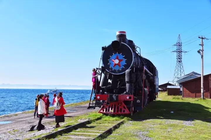 坐火车穿越俄罗斯西伯利亚,欧洲火车途经小镇