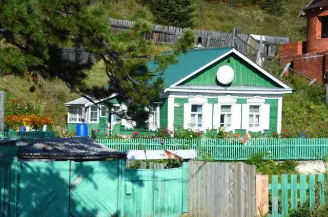 坐火车穿越俄罗斯西伯利亚,欧洲火车途经小镇