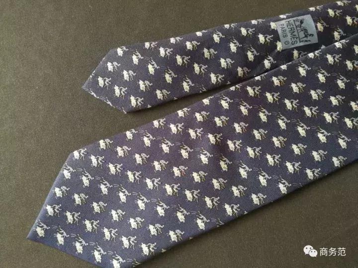 40块钱的阿玛尼粉底液是真的嘛,40多块钱阿玛尼