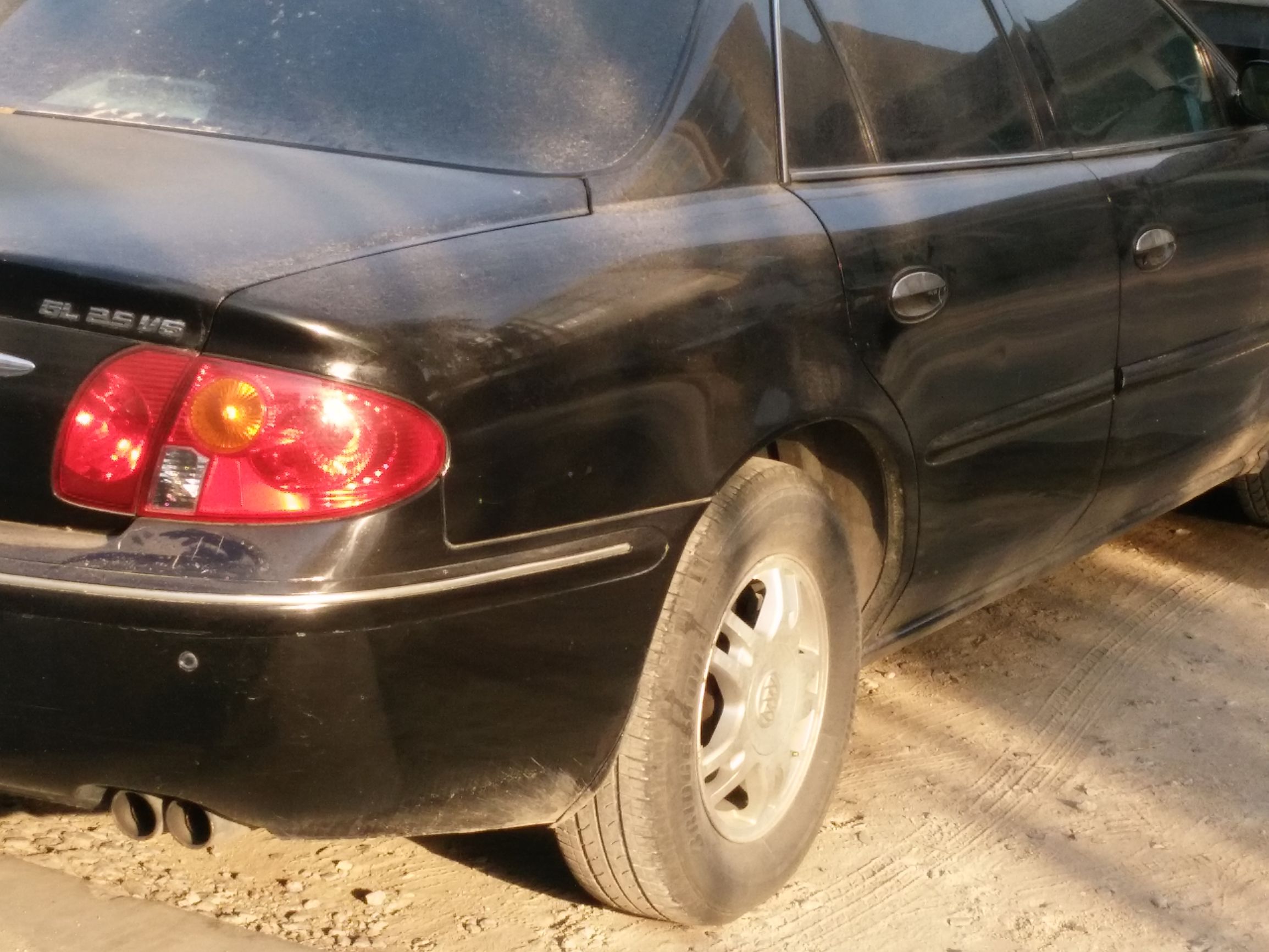 老款的君威有什么优缺点,老款君威为什么那么便宜